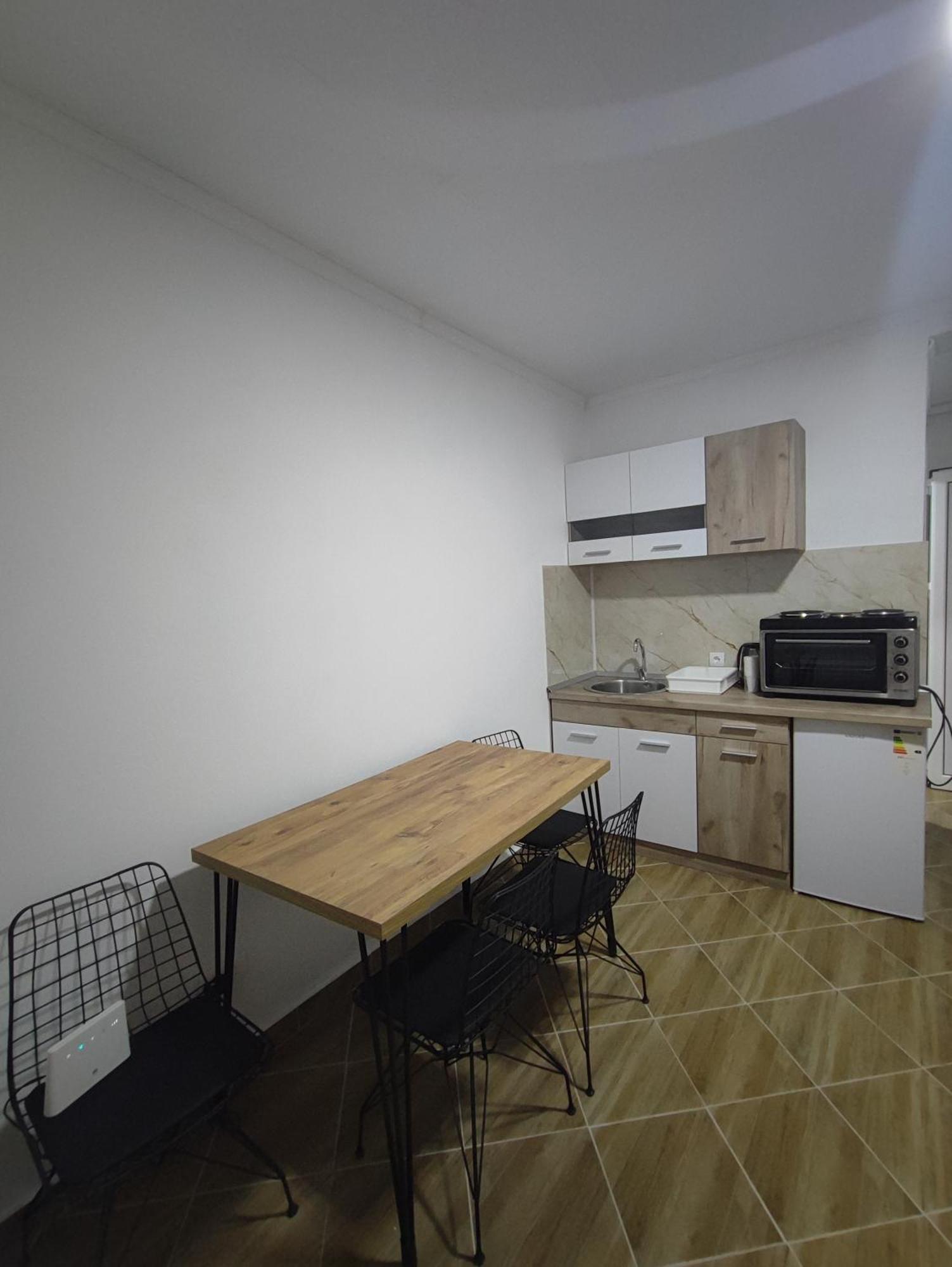 Hidden Villa Apartments Κότορ Εξωτερικό φωτογραφία
